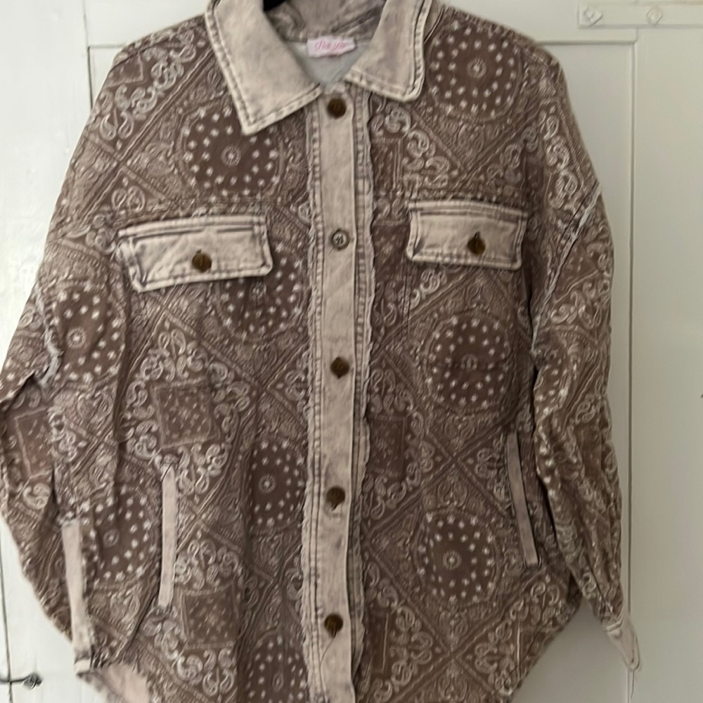 NWOT pink lily Krista Horton collection brown paisley corduroy shacket